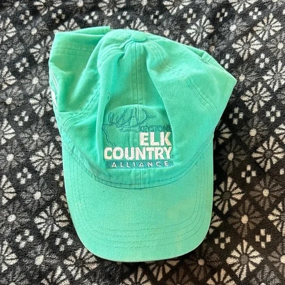 Elk County Women’s Hat - Picture 1 of 3